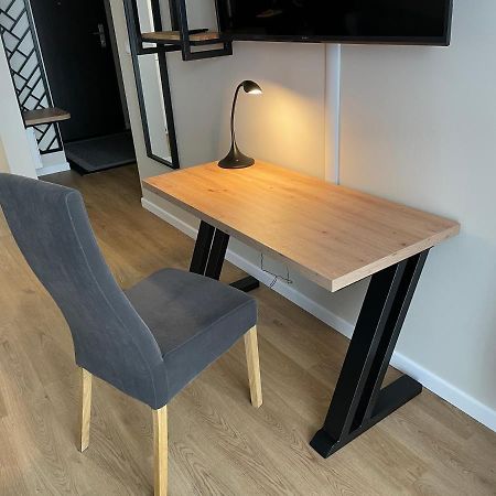 Apartamenty Magia Z Bezplatnym Parkingiem I Klimatyzacja Rzeszów Exteriör bild