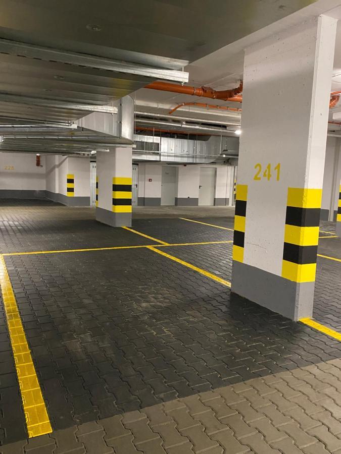 Apartamenty Magia Z Bezplatnym Parkingiem I Klimatyzacja Rzeszów Exteriör bild