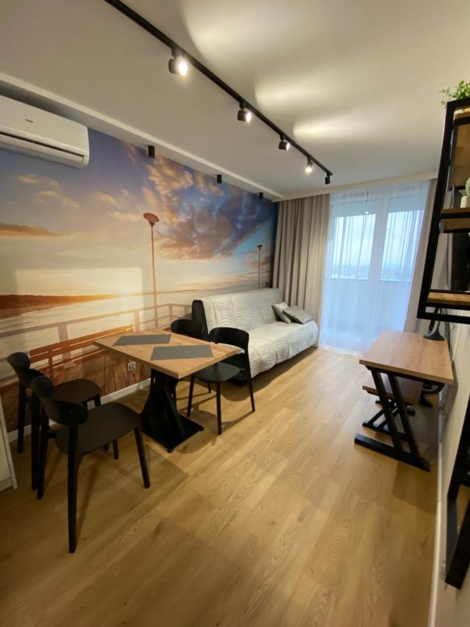Apartamenty Magia Z Bezplatnym Parkingiem I Klimatyzacja Rzeszów Exteriör bild
